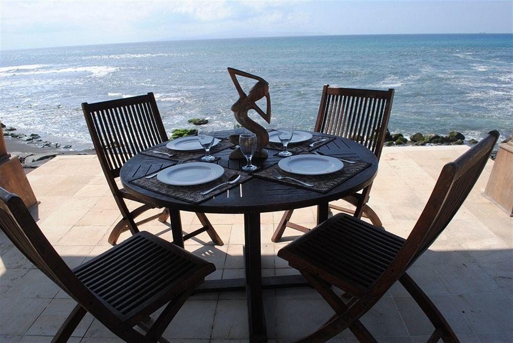 Suarti Resort, Villas & Gallery Ketewel Extérieur photo