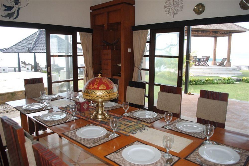 Suarti Resort, Villas & Gallery Ketewel Extérieur photo