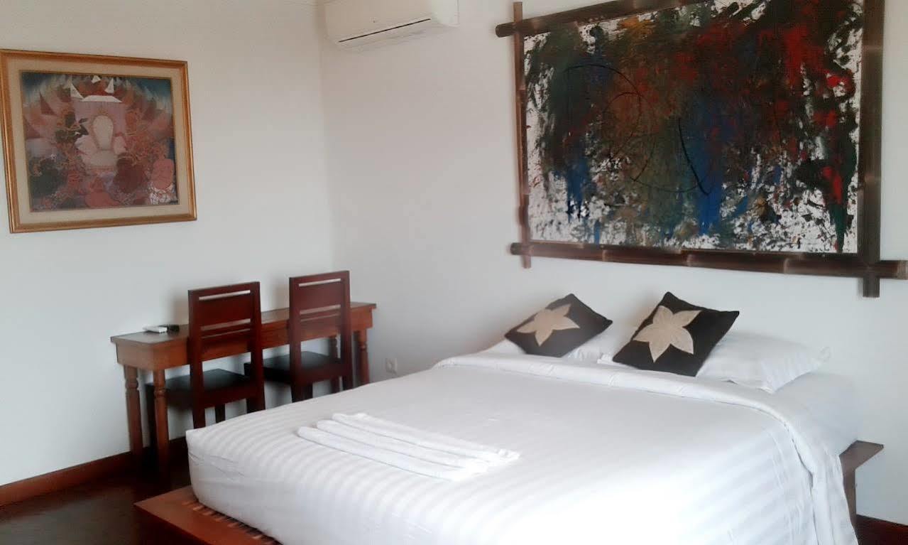Suarti Resort, Villas & Gallery Ketewel Extérieur photo