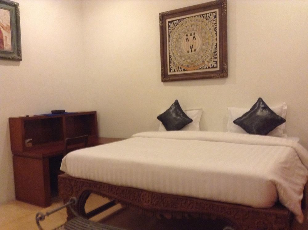 Suarti Resort, Villas & Gallery Ketewel Extérieur photo