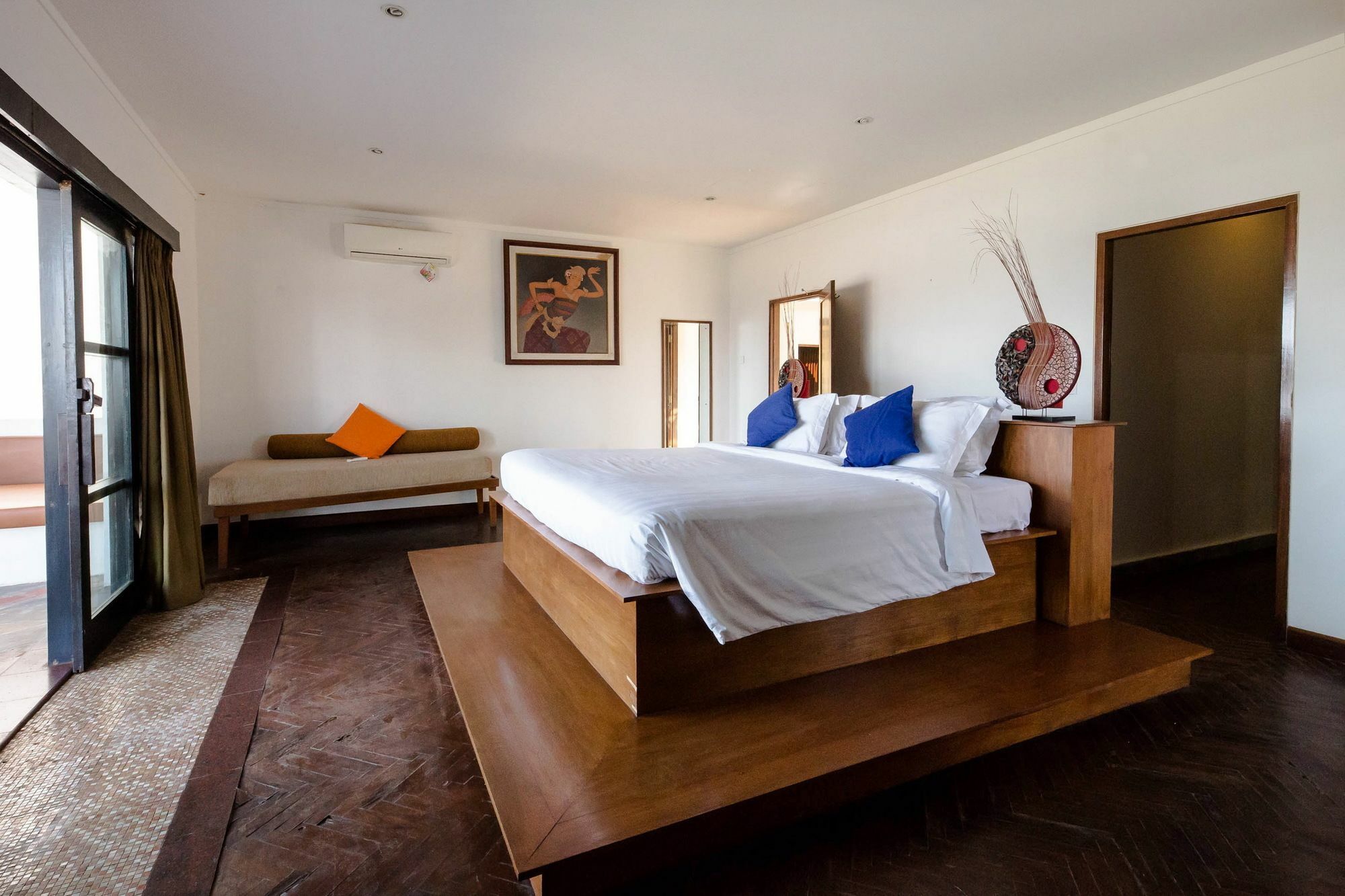 Suarti Resort, Villas & Gallery Ketewel Extérieur photo