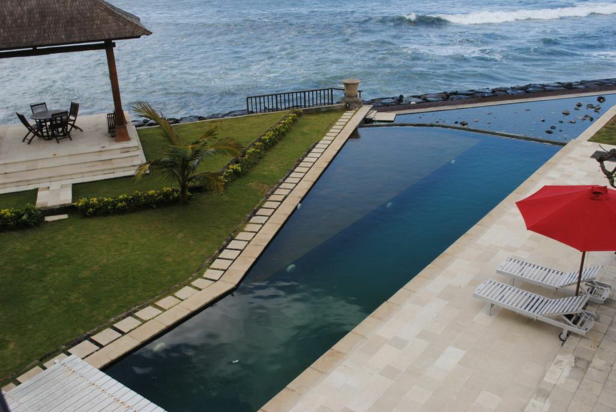 Suarti Resort, Villas & Gallery Ketewel Extérieur photo